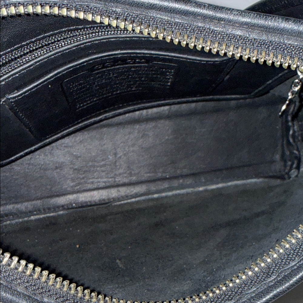 Coach Legacy Black Leather 9136 - Picture 8 of 11